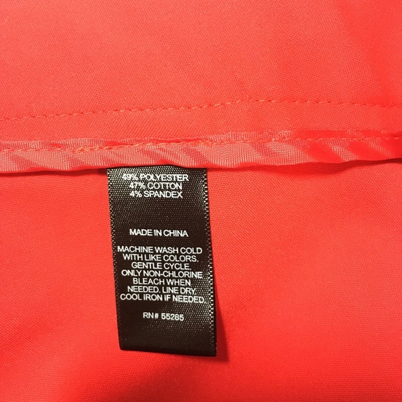 OFFERS ACCEPTED Express skirt skort red - Picture 5 of 6